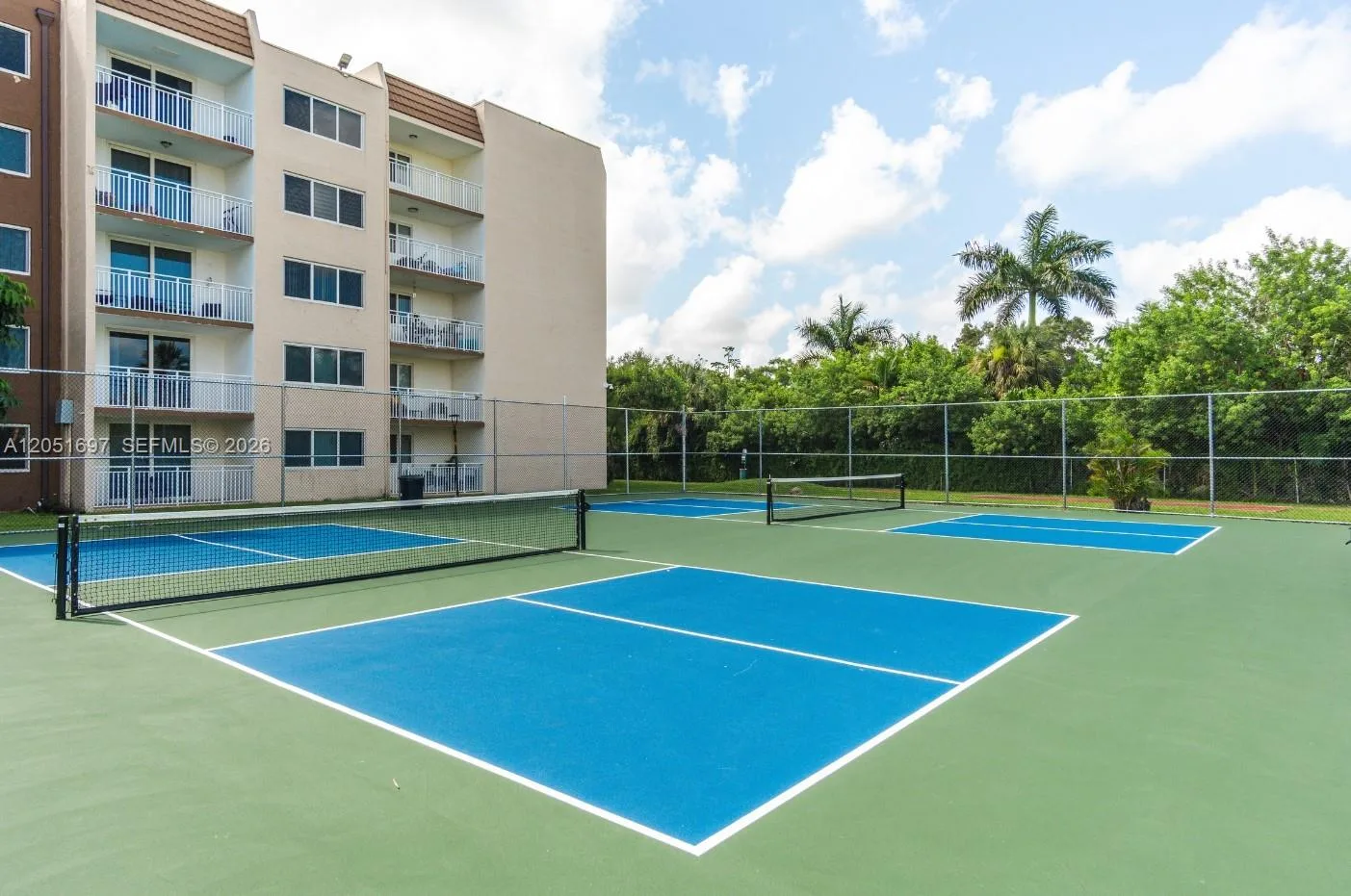 6950 Miami Gardens Dr # 2-501, Hialeah, FL 33015 photo 8