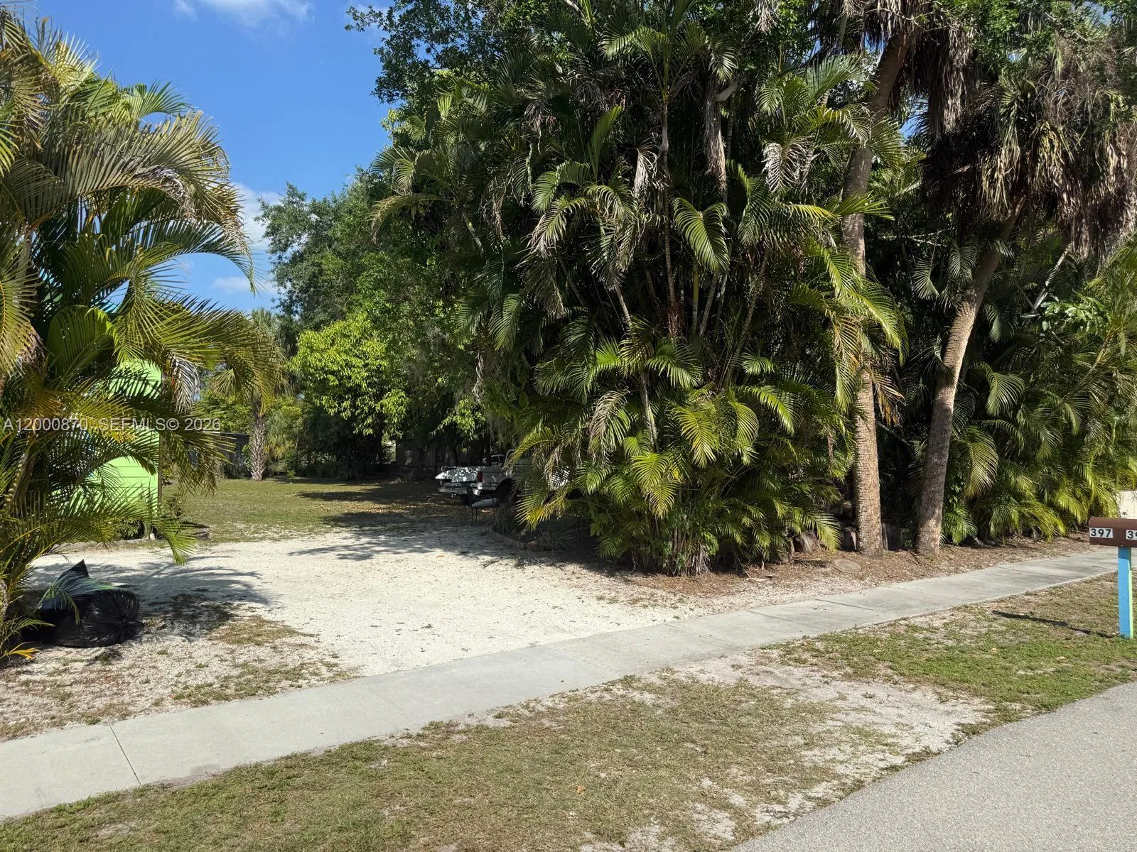 397 MIRAMAR RD, Fort Myers, FL 33905 photo 2