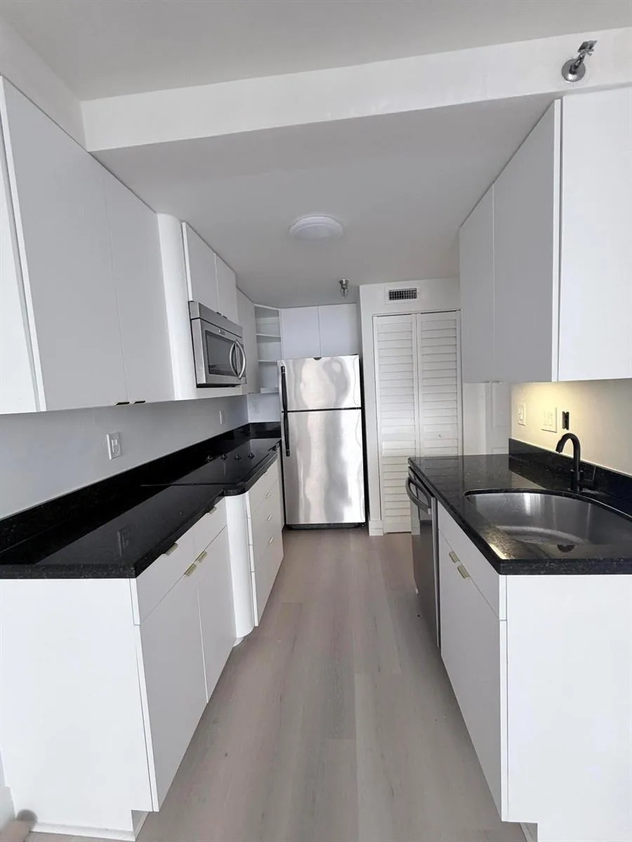 540 Brickell Key Drive # 1224, Miami, FL 33131 photo 12