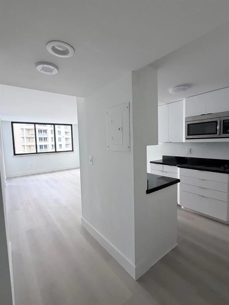 540 Brickell Key Drive # 1224, Miami, FL 33131 photo 7