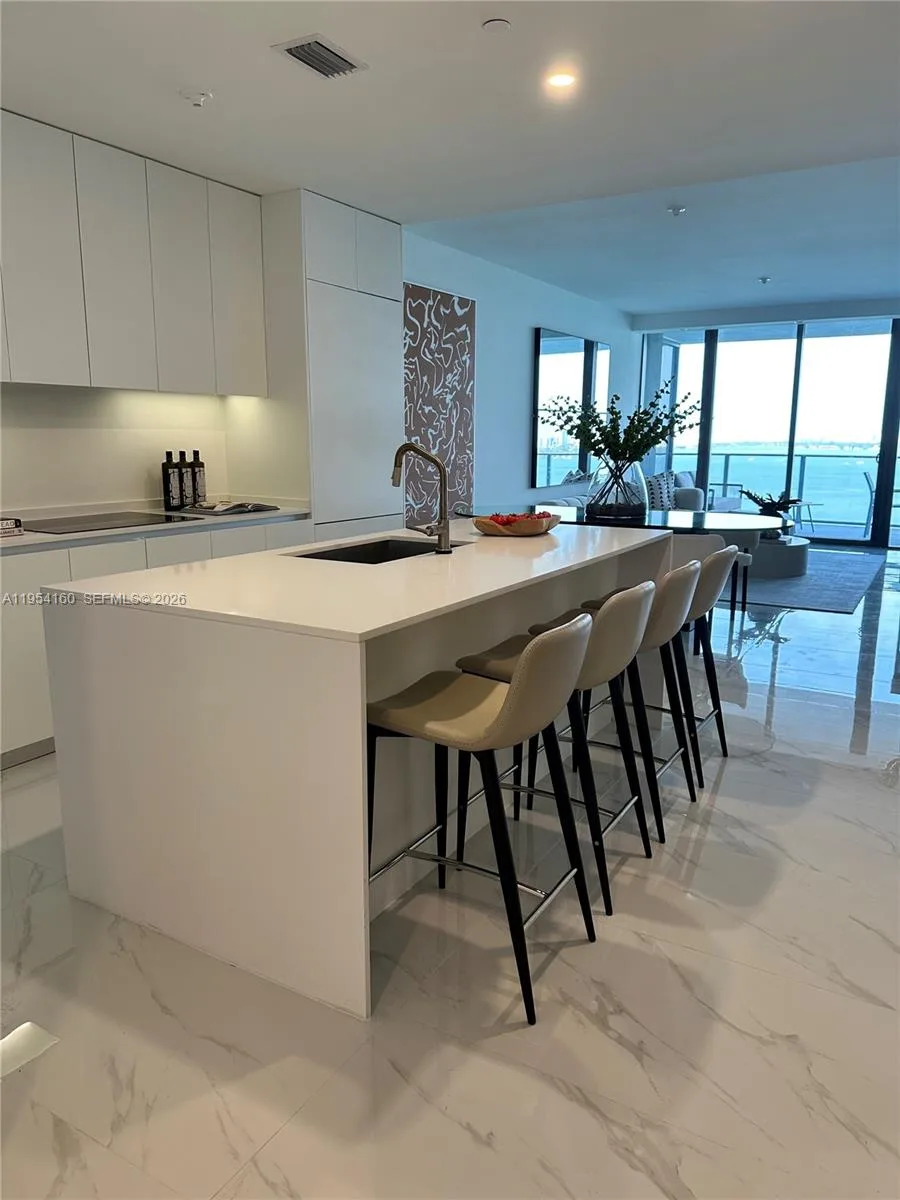 700 NE 24 St # 1802, Miami, FL 33137 photo 9