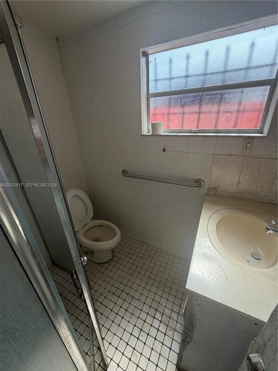 5740 Taylor St, Hollywood, FL 33021 photo 5