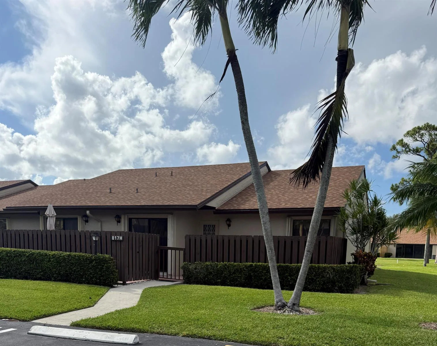 817 Sky Pine Way # H, FL 33415