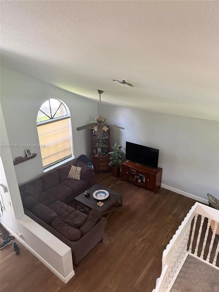 1481 NW 104th Ave, Plantation, FL 33322 photo 9