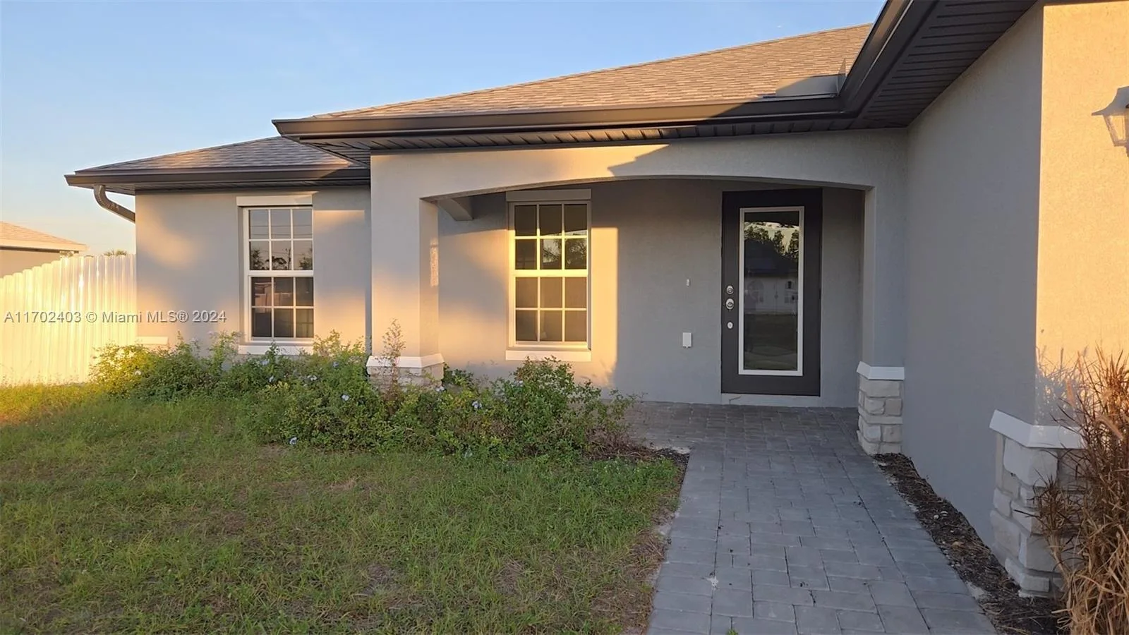 2817 NW 21st Ave # 2817, Cape Coral, FL 33993 photo 2