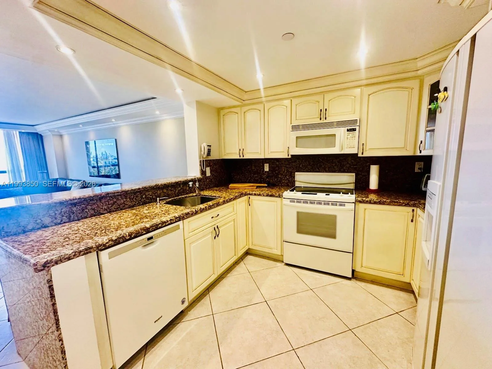 2555 Collins Ave # 704, Miami Beach, FL 33140 photo 3