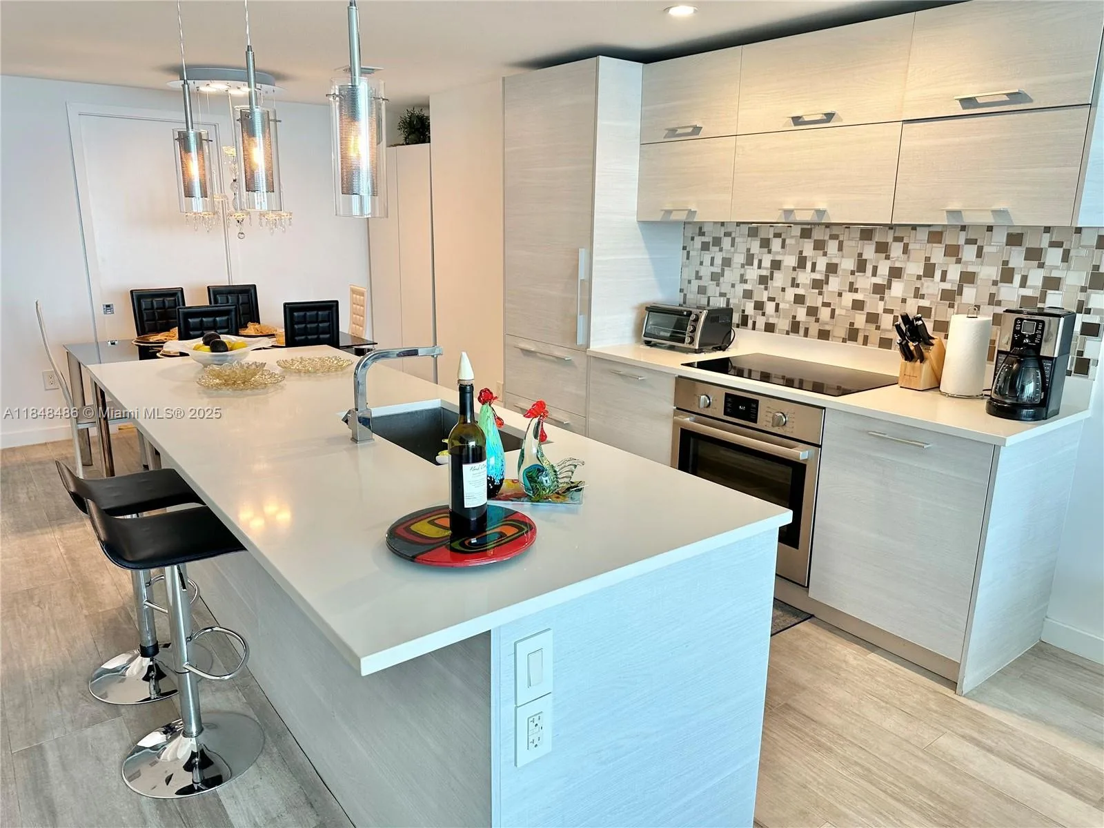 650 NE 32nd St # 1404, Miami, FL 33137 photo 5