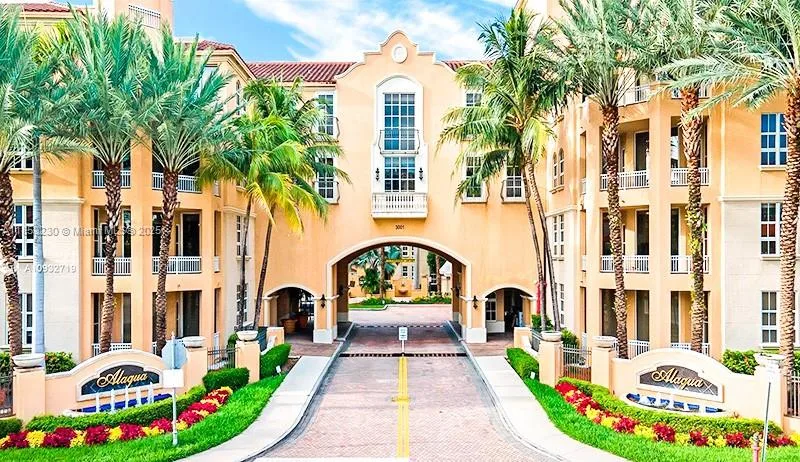 3001 NE 185th St # 638, Aventura, FL 33180