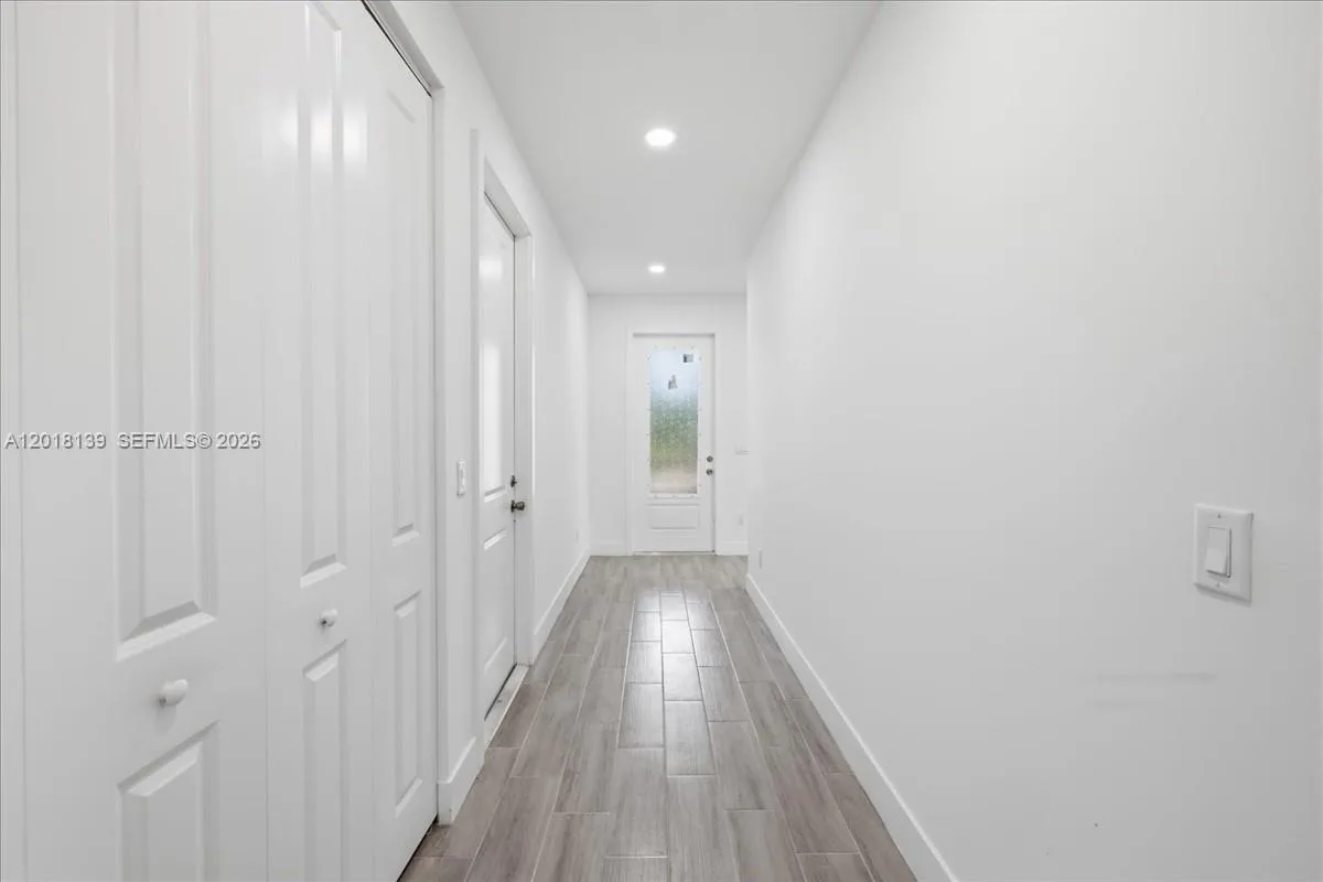 136 Lomas Rd, Other City - In The State Of Florida, FL 33947 photo 8