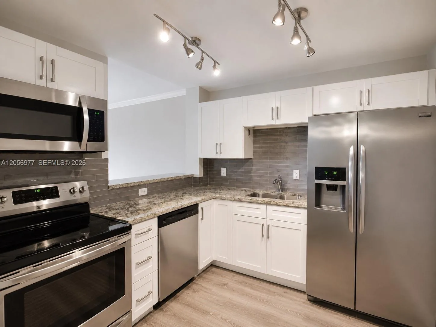 1881 Middle River Dr # 604, Fort Lauderdale, FL 33305