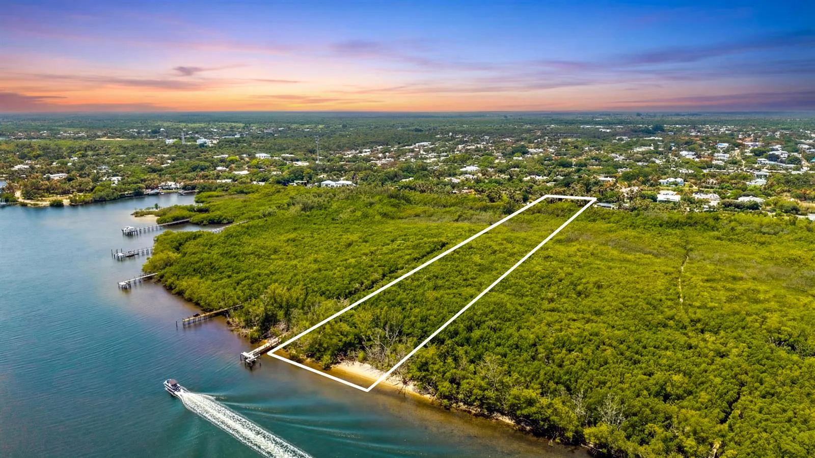 11765 SE Laurel Lane, Hobe Sound, FL 33455
