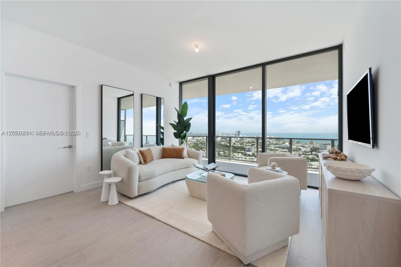 500 Alton # 3304, Miami Beach, FL 33139