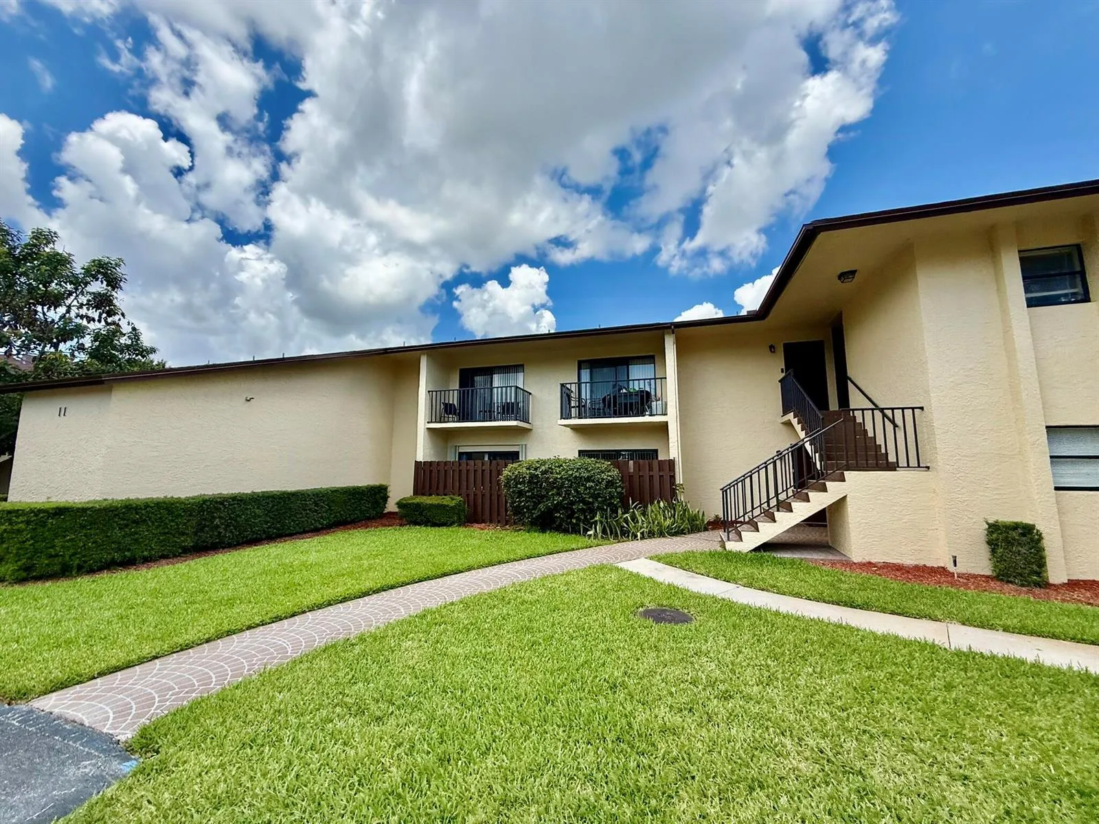 2050 Oleander Boulevard # 11-103, Fort Pierce, FL 34950
