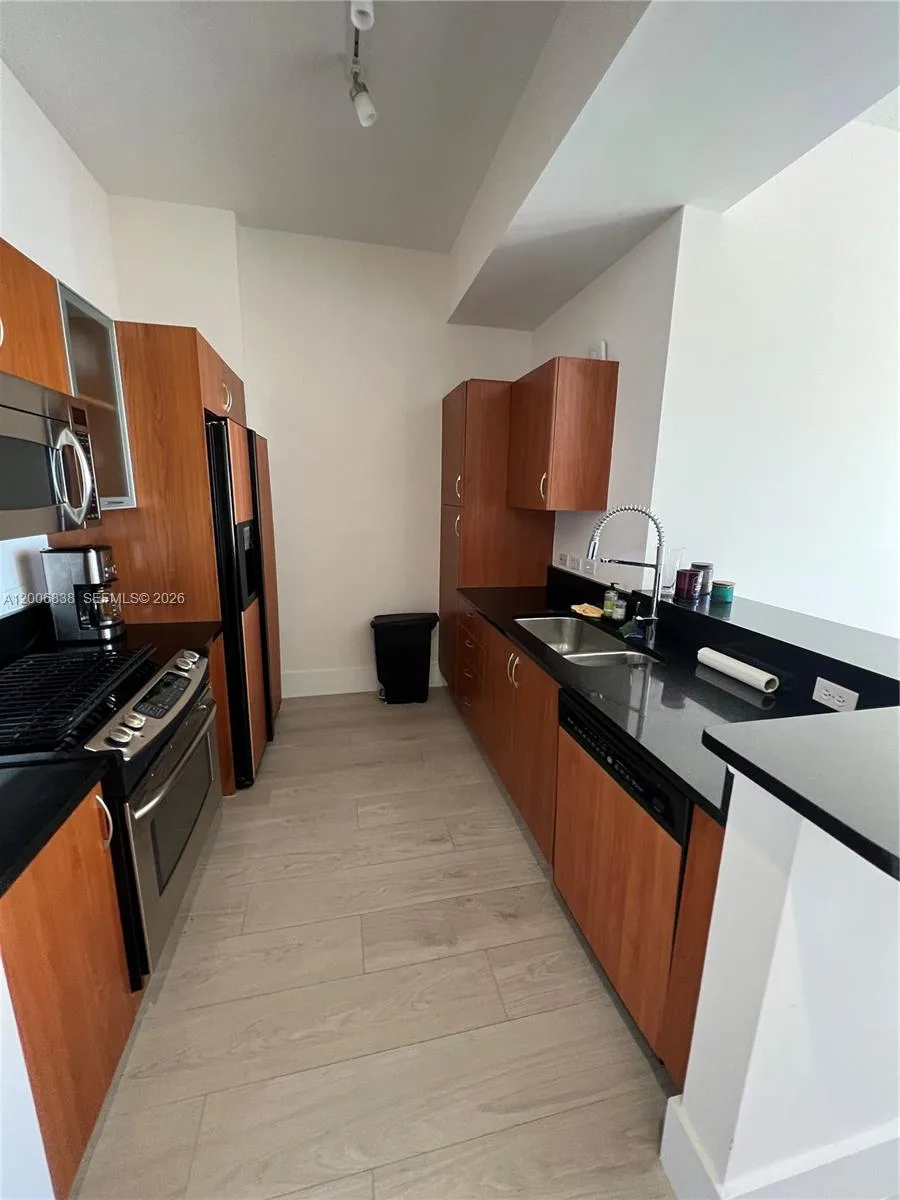 18800 NE 29th Ave # PH25, Aventura, FL 33180