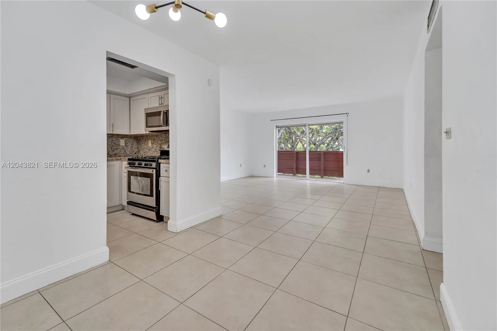 1205 Mariposa Ave # 307, Coral Gables, FL 33146 photo 3