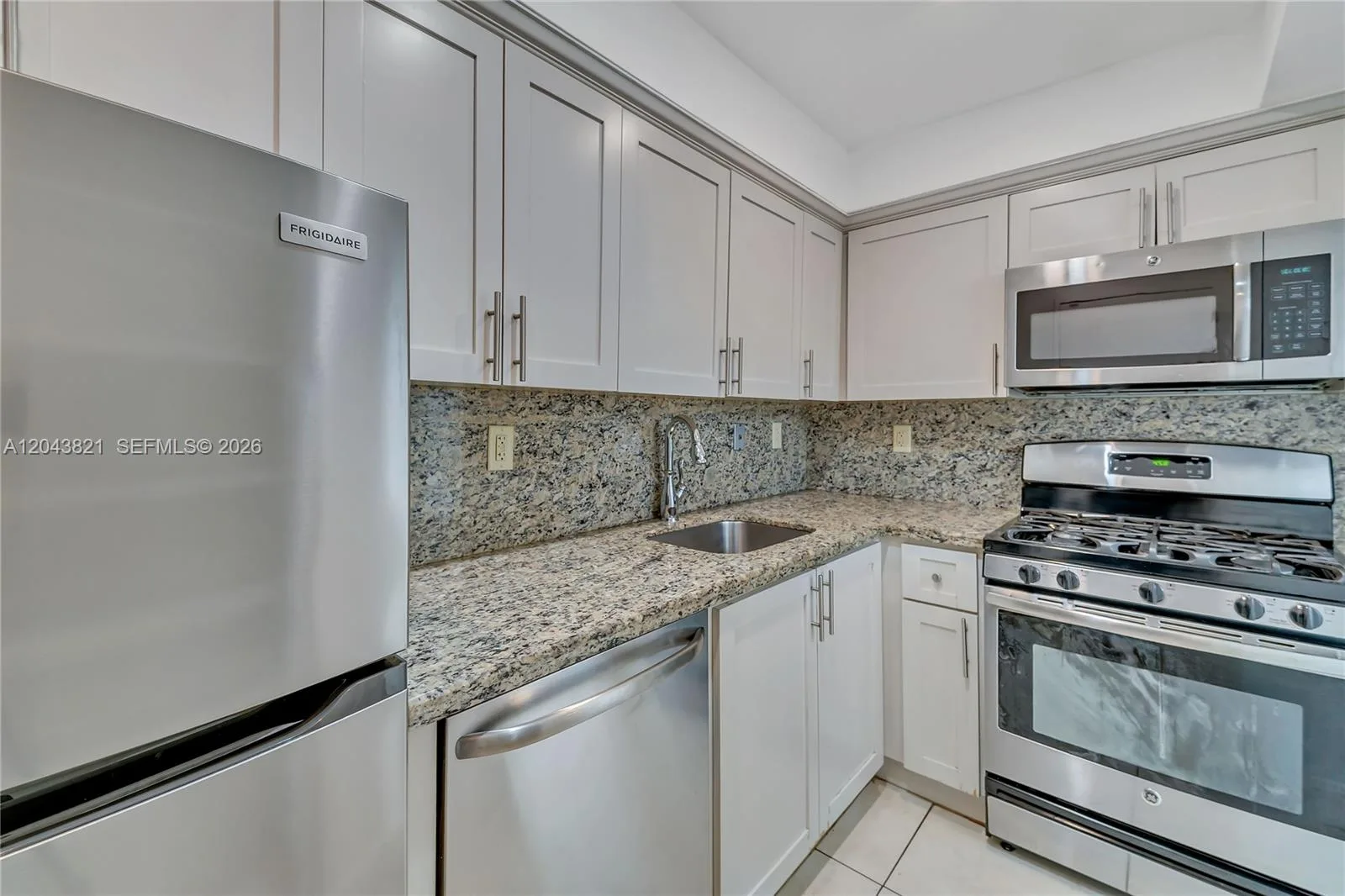 1205 Mariposa Ave # 307, Coral Gables, FL 33146 photo 7