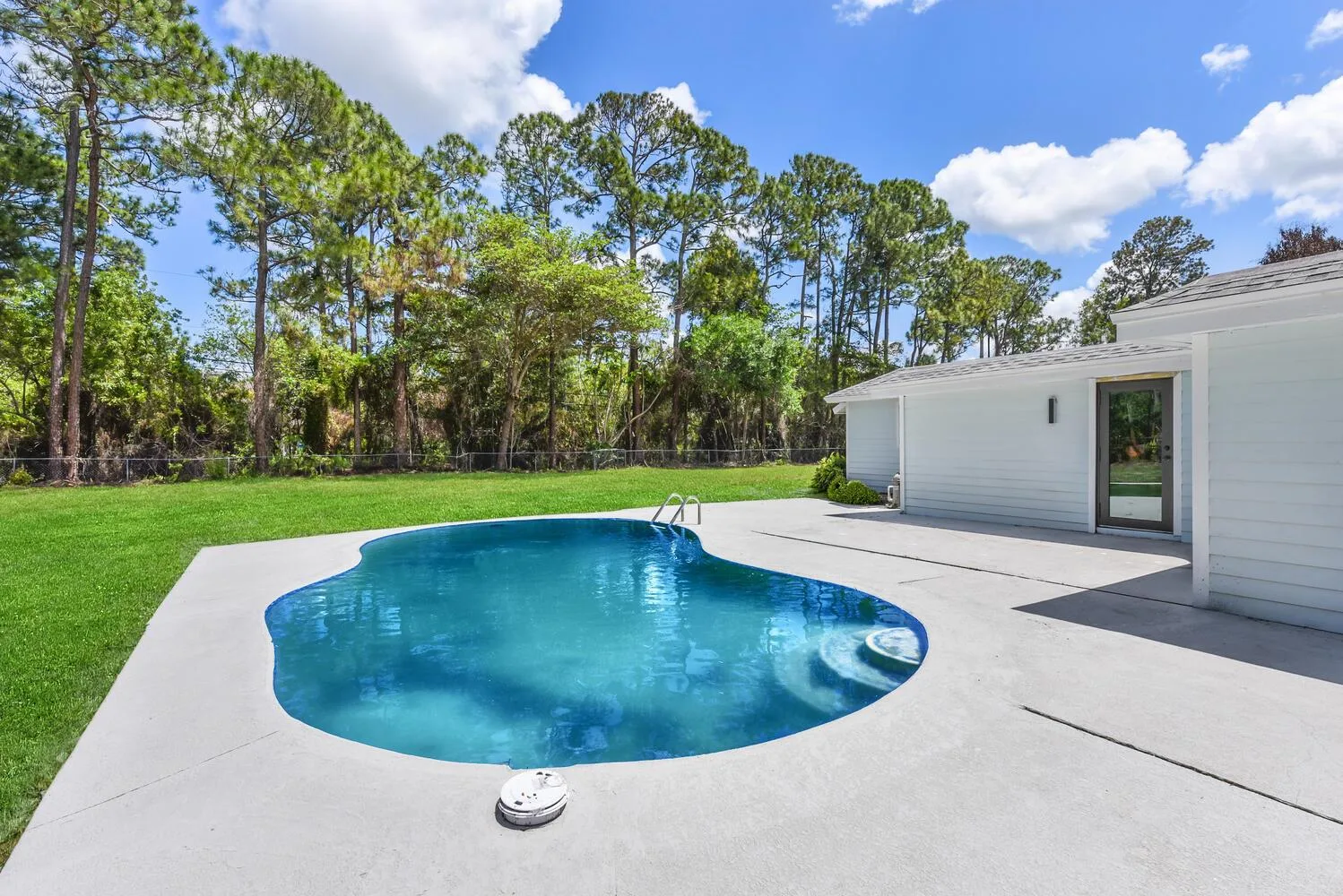 8587 SW 18th Avenue, Stuart, FL 34997 photo 4