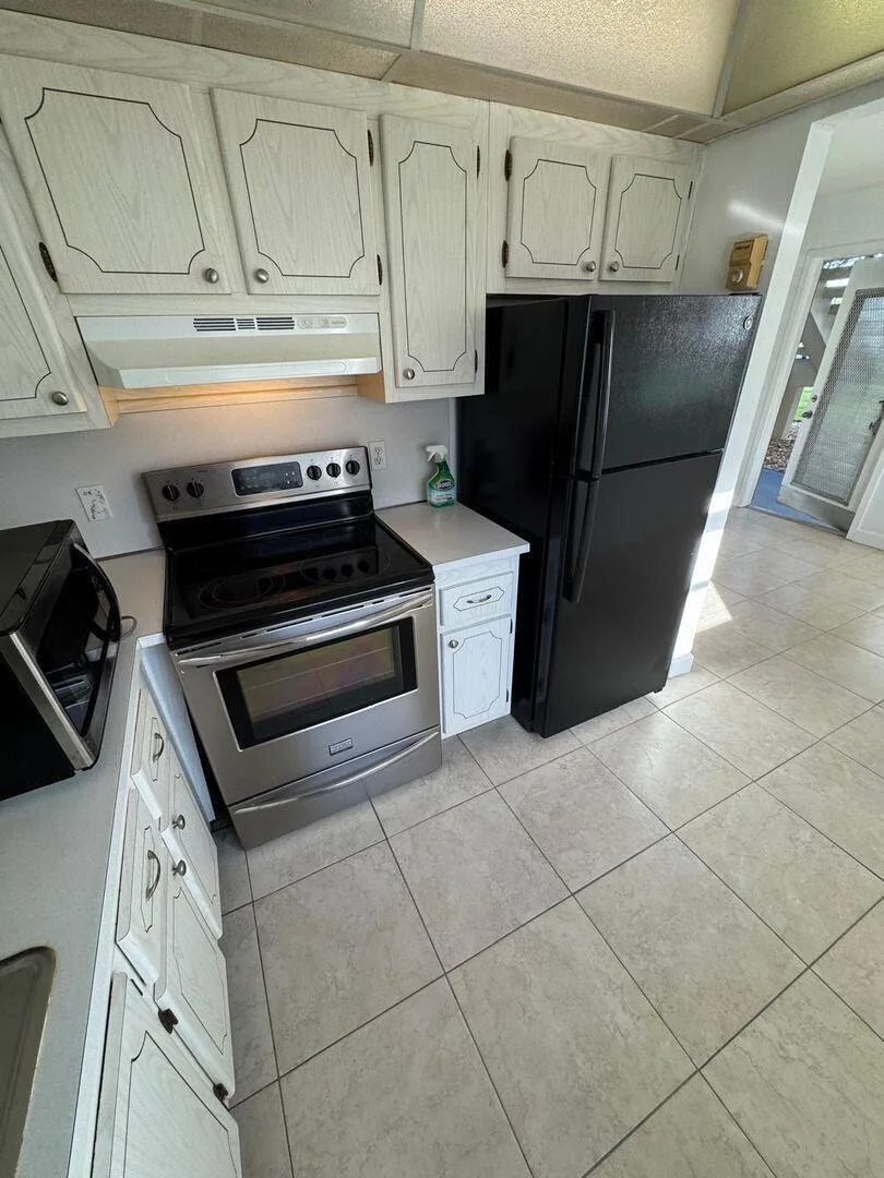 201 BRITTANY E, Delray Beach, FL 33446 photo 5
