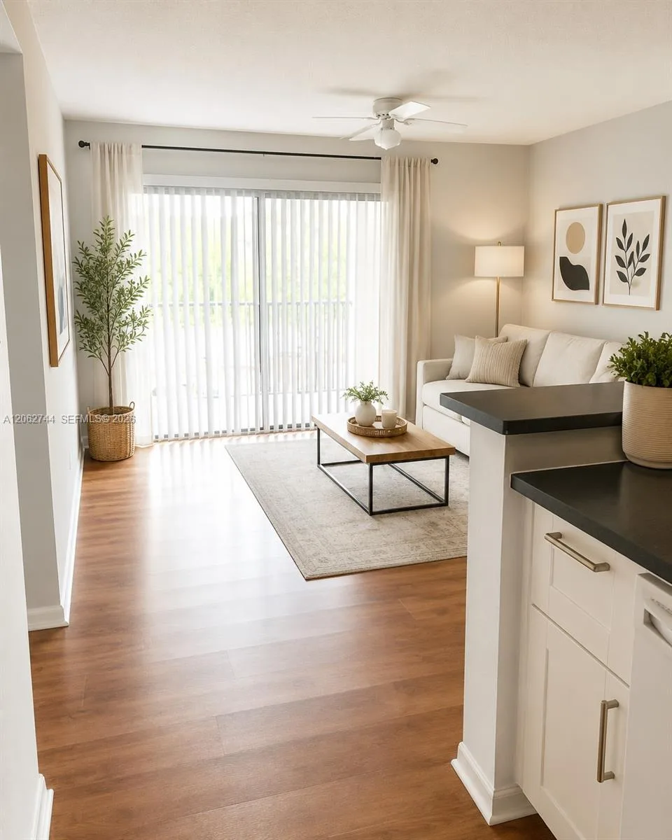 560 S Park # 7-23, Hollywood, FL 33021 — zdjęcie 3