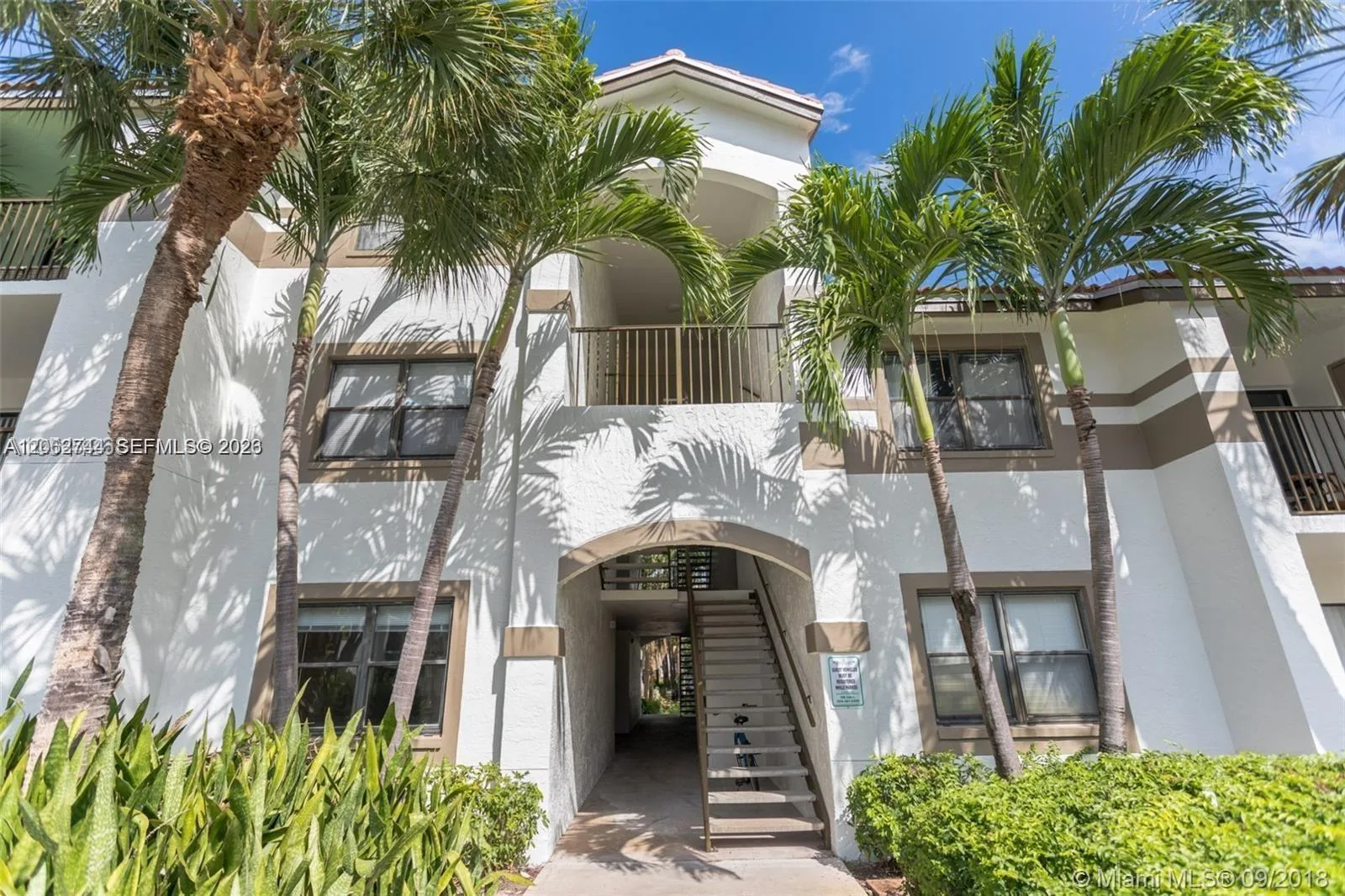 560 S Park # 7-23, Hollywood, FL 33021 photo 8