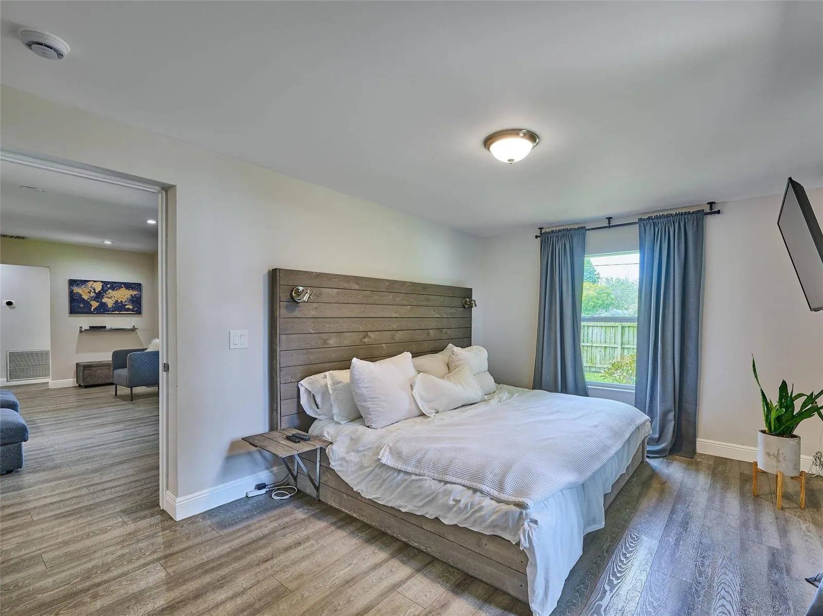 801 NE 15th Street, Fort Lauderdale, FL 33304 photo 4