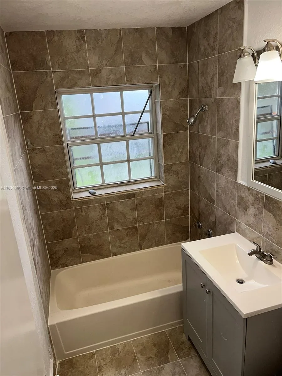802 S 24th Ave, Hollywood, FL 33020 photo 11