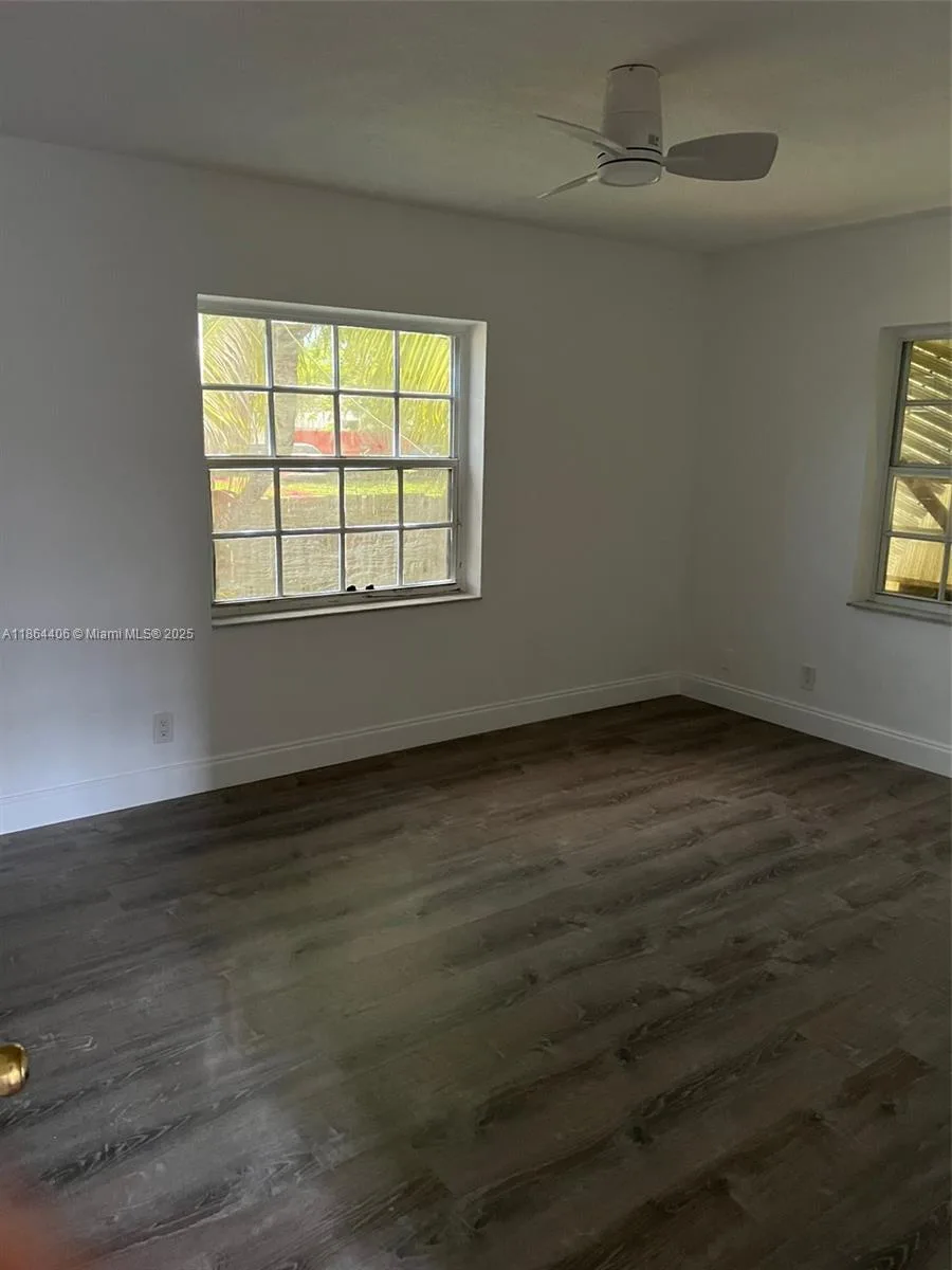 802 S 24th Ave, Hollywood, FL 33020 photo 2