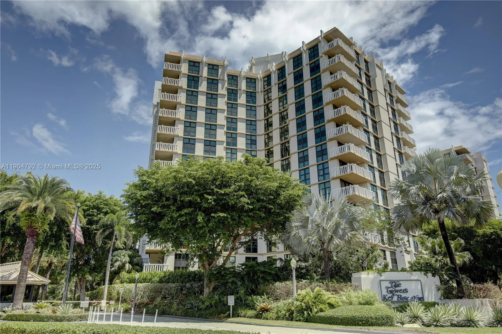 1121 Crandon Blvd # D608, Key Biscayne, FL 33149