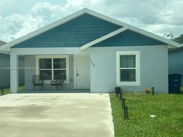 1497 Las Villas Blvd, Sebring, FL 33870