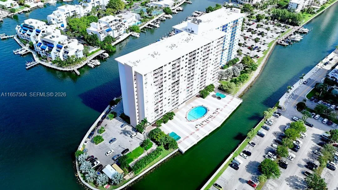 400 Kings Point Dr # 328, Sunny Isles Beach, FL 33160 photo 7