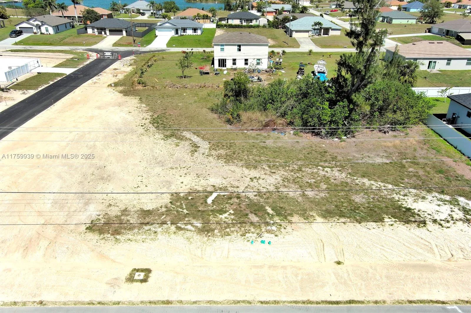 339 Diplomat Pkwy E, Cape Coral, FL 33909 photo 5