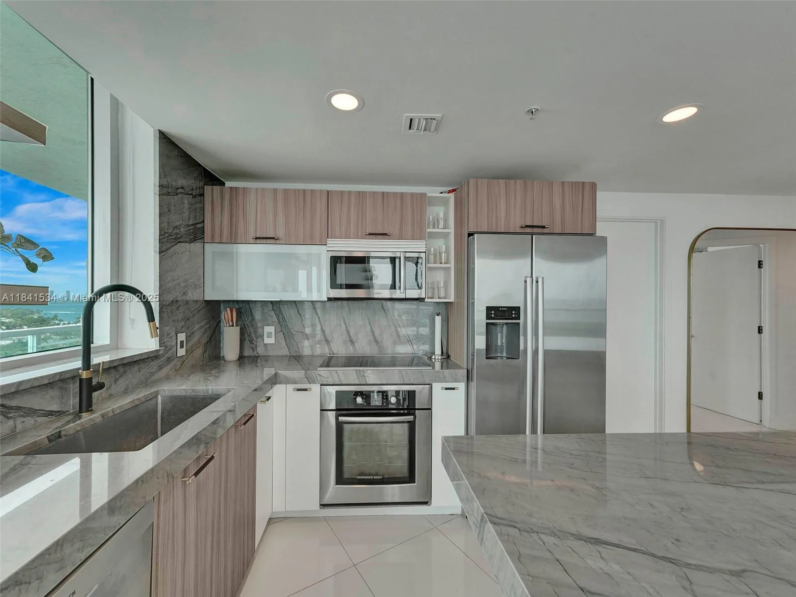 6700 Indian Creek Dr # 1502, Miami Beach, FL 33141 photo 12