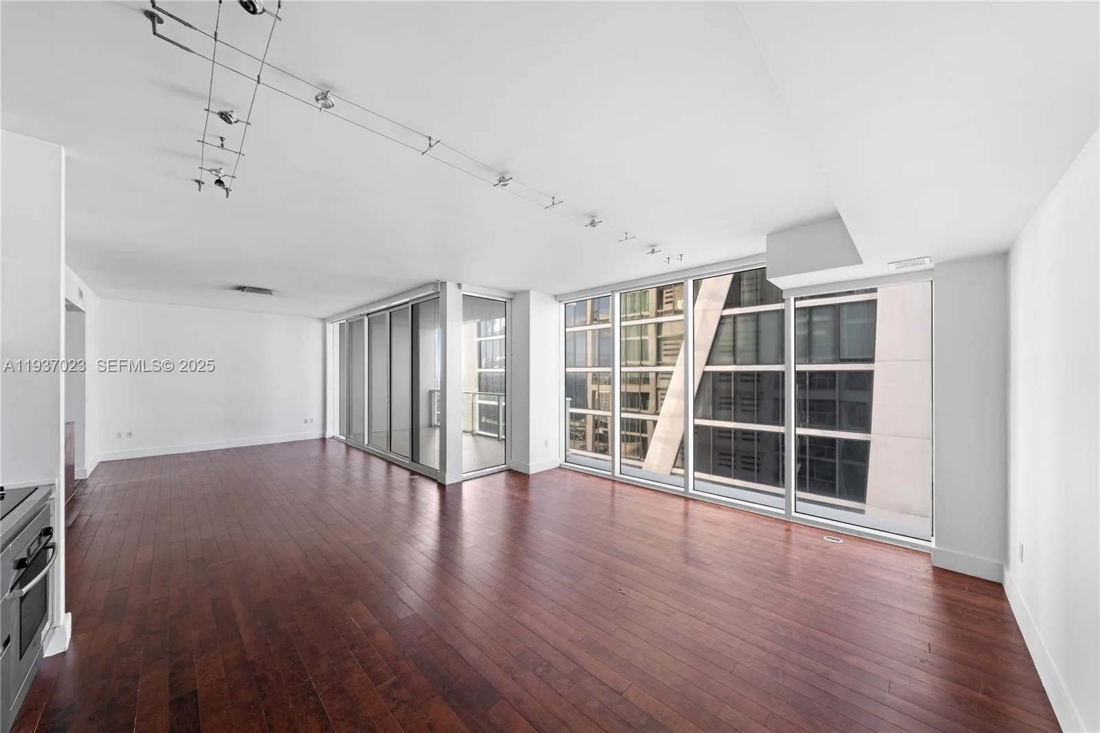 1040 Biscayne Blvd # 4108, Miami, FL 33132 photo 11