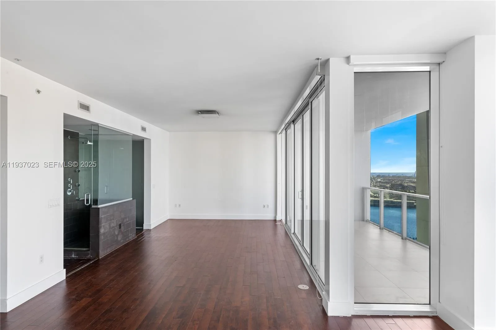 1040 Biscayne Blvd # 4108, Miami, FL 33132 photo 9