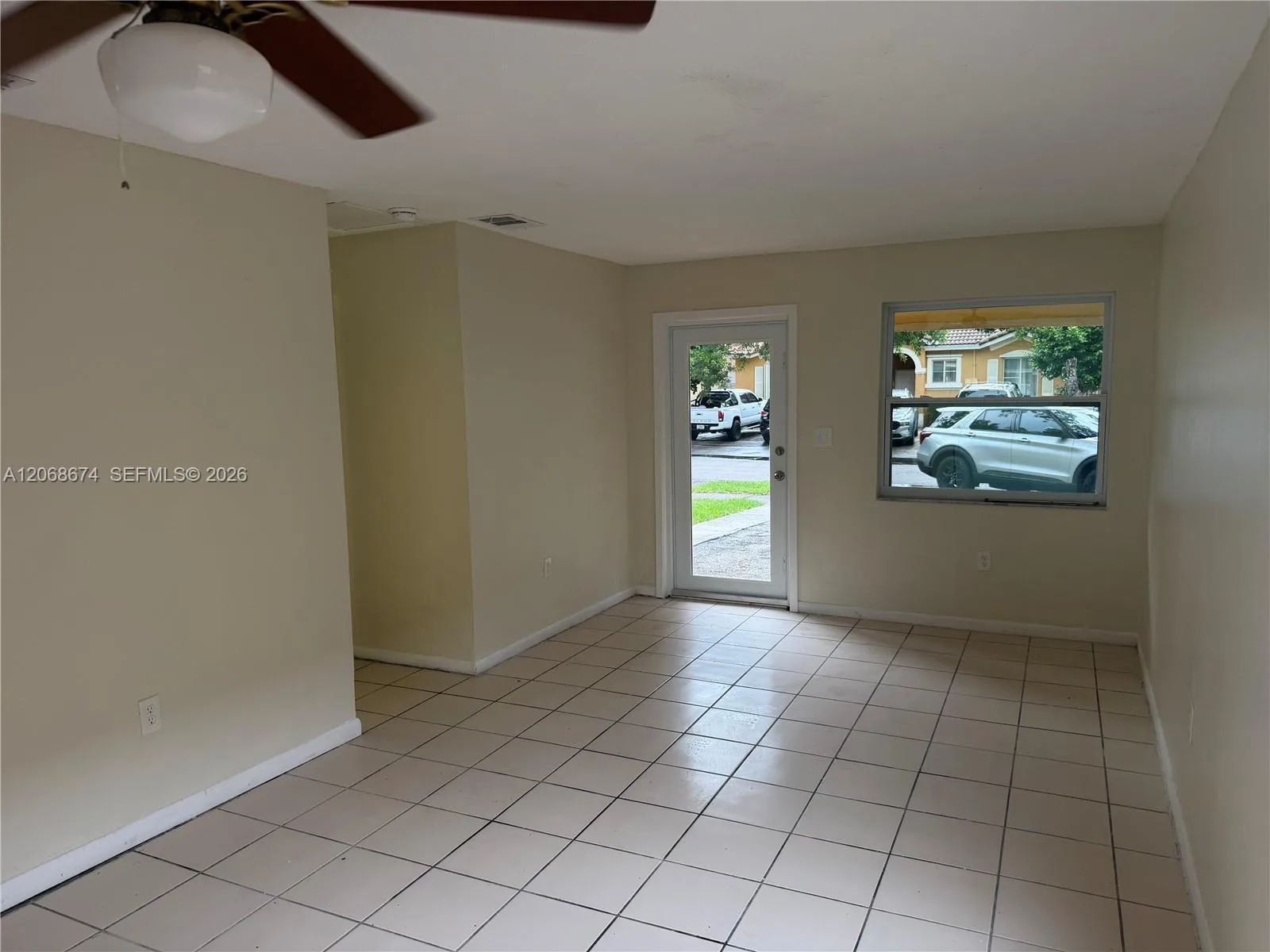 70 SW 14th Ter, Homestead, FL 33030 photo 2