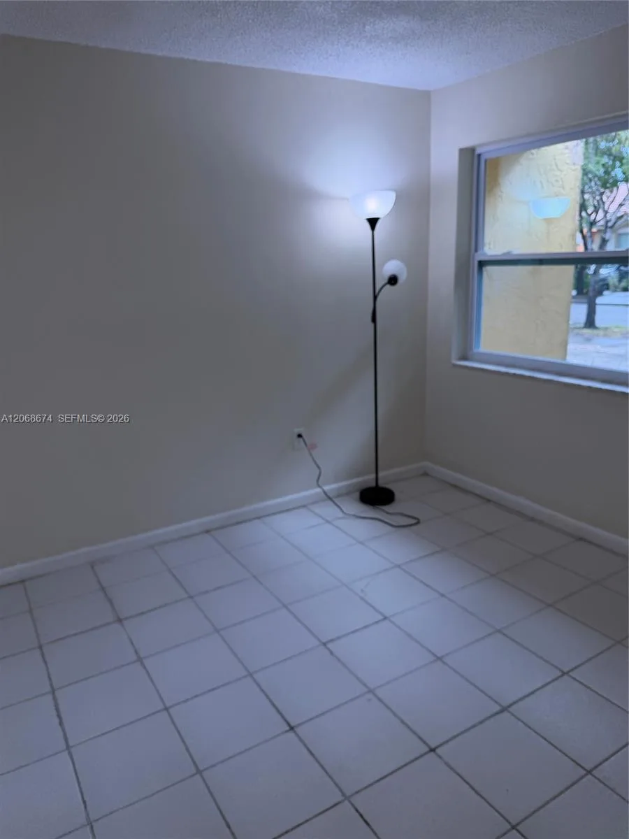 70 SW 14th Ter, Homestead, FL 33030 photo 4
