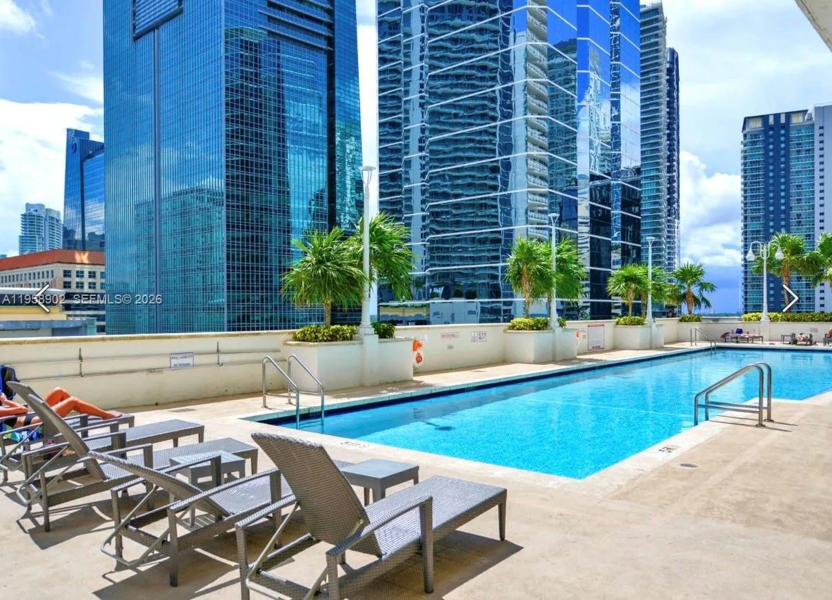 1200 Brickell Bay Dr # 1509, Miami, FL 33131