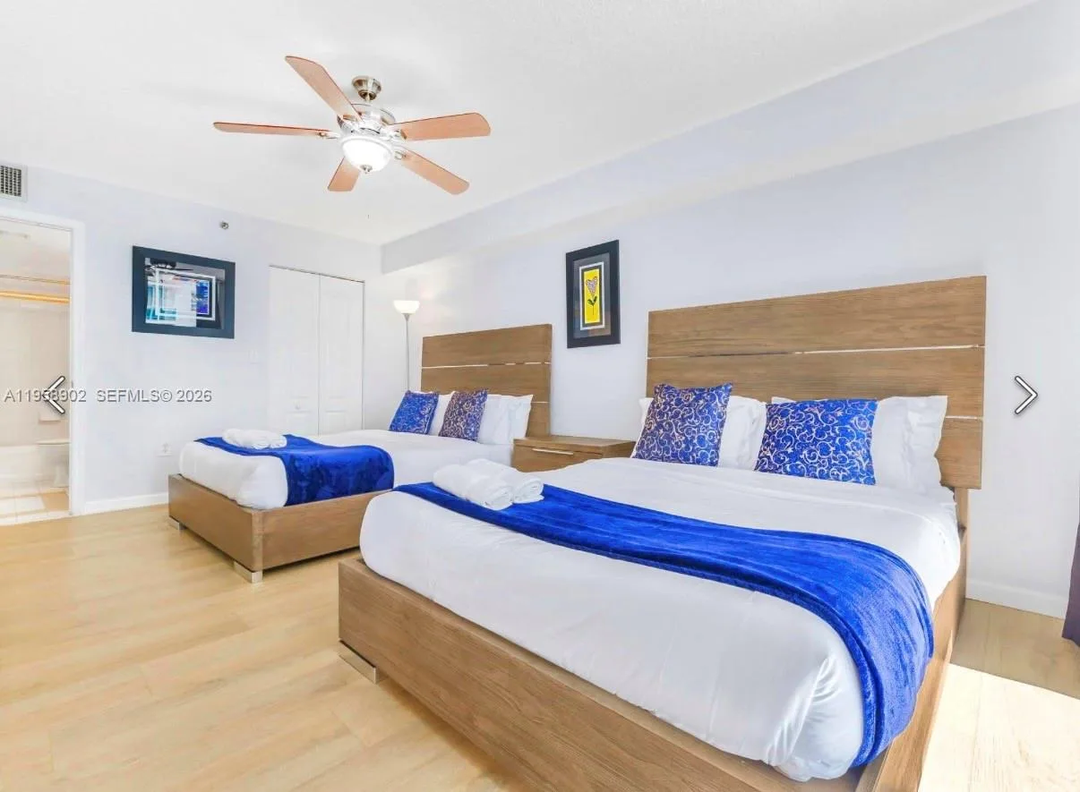 1200 Brickell Bay Dr # 1509, Miami, FL 33131 photo 11