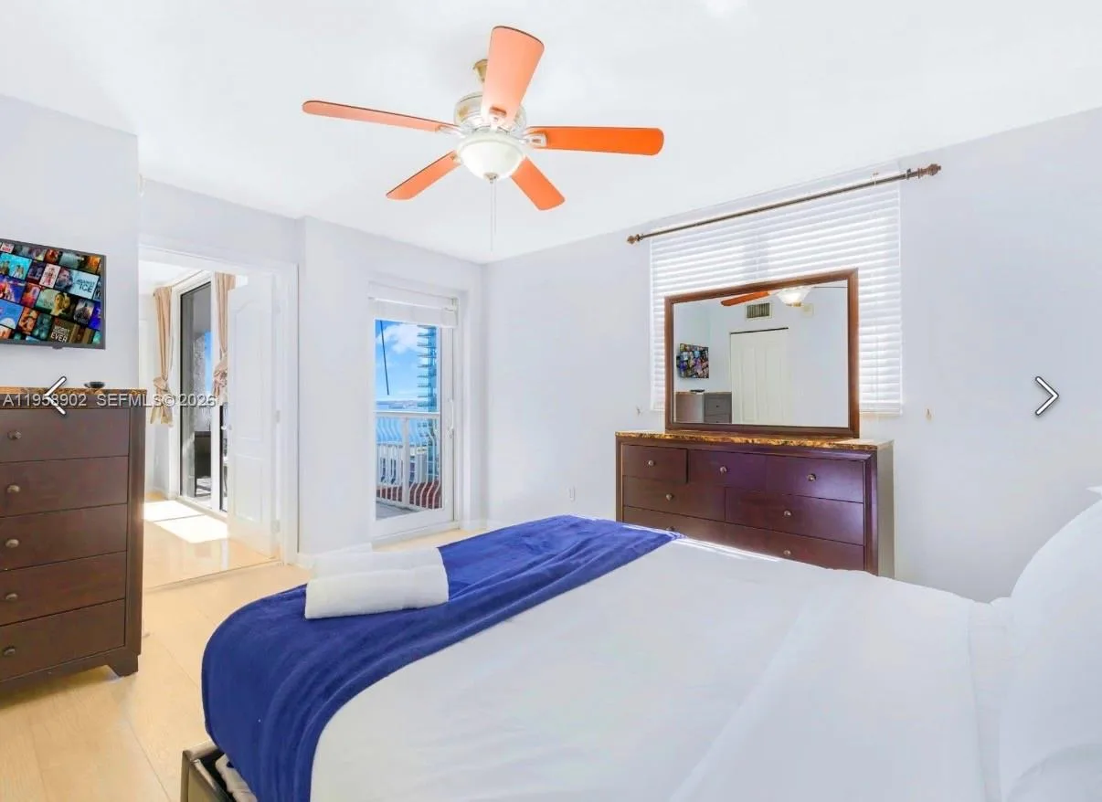 1200 Brickell Bay Dr # 1509, Miami, FL 33131 photo 13