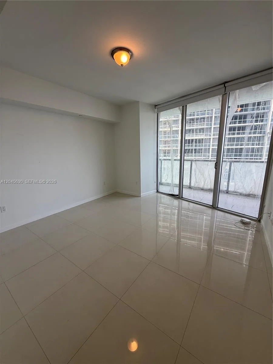 495 Brickell Ave # 3106, Miami, FL 33131 photo 11