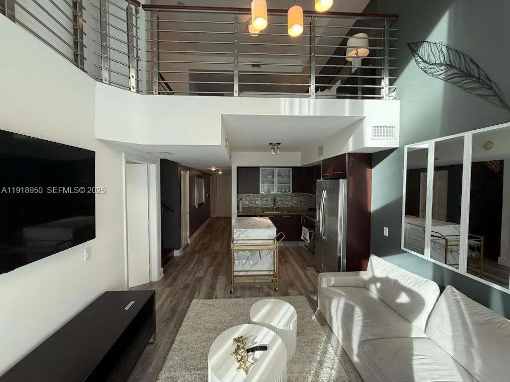 41 SE 5th St # 708, Miami, FL 33131 photo 5