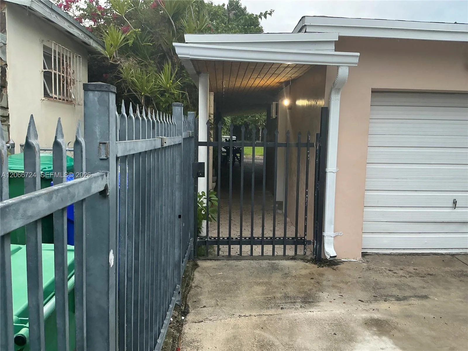 1855 NW 32nd St, Miami, FL 33142 photo 5