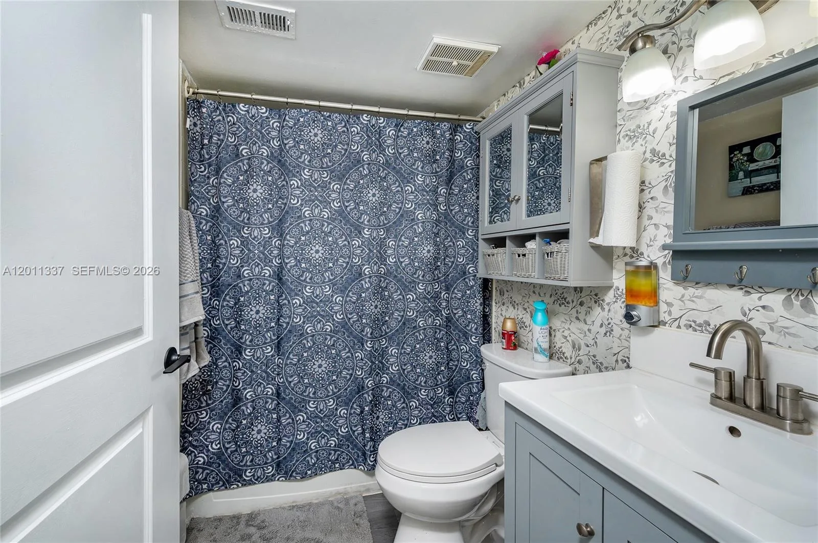 7095 NW 179th St # 110, Hialeah, FL 33015 photo 11