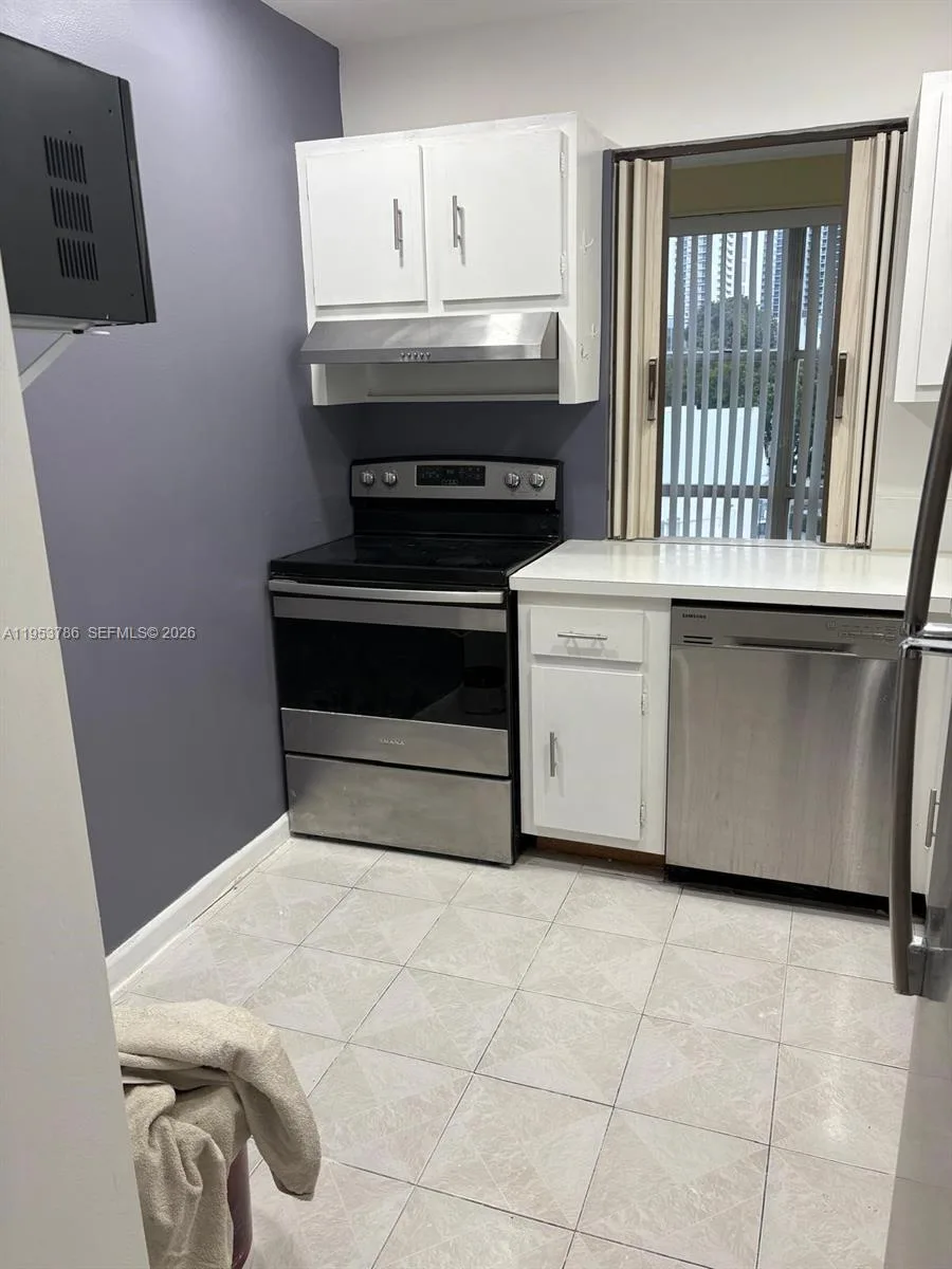 200 177th Dr # 416, Sunny Isles Beach, FL 33160 photo 11