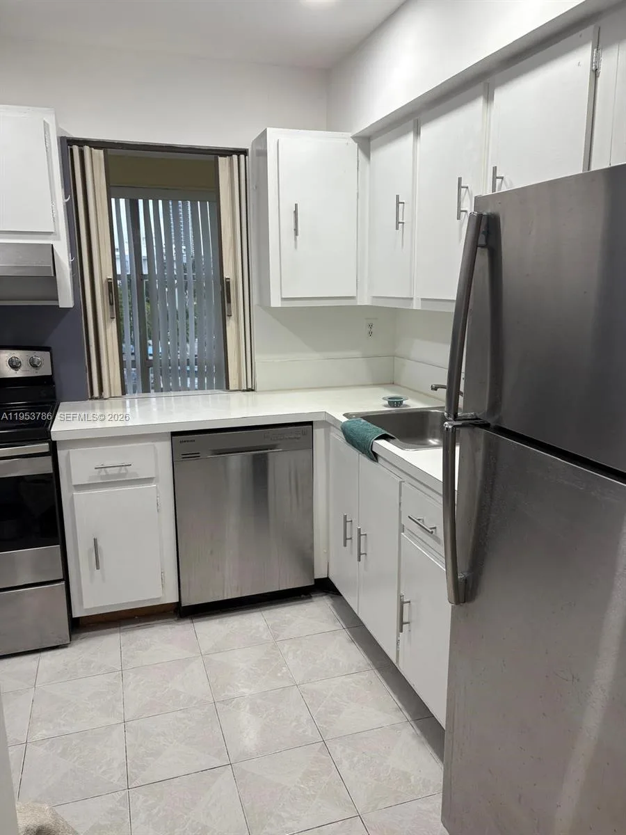 200 177th Dr # 416, Sunny Isles Beach, FL 33160 photo 12