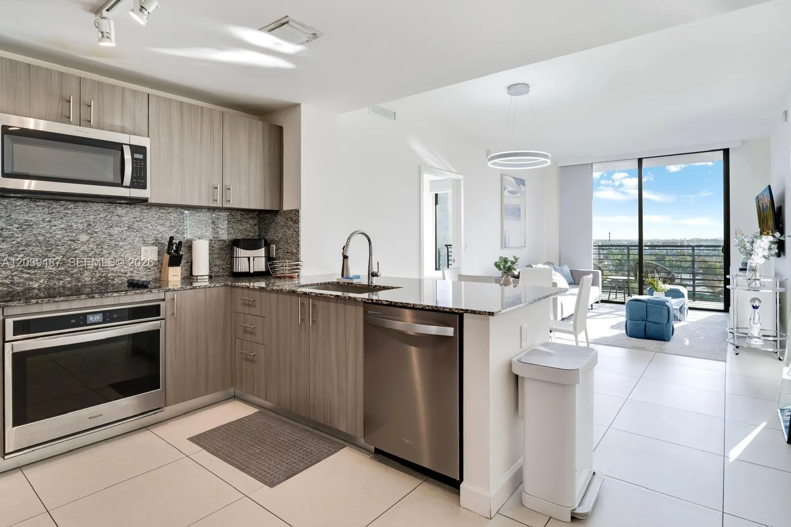 5350 NW 84th Ave # 909, Doral, FL 33166