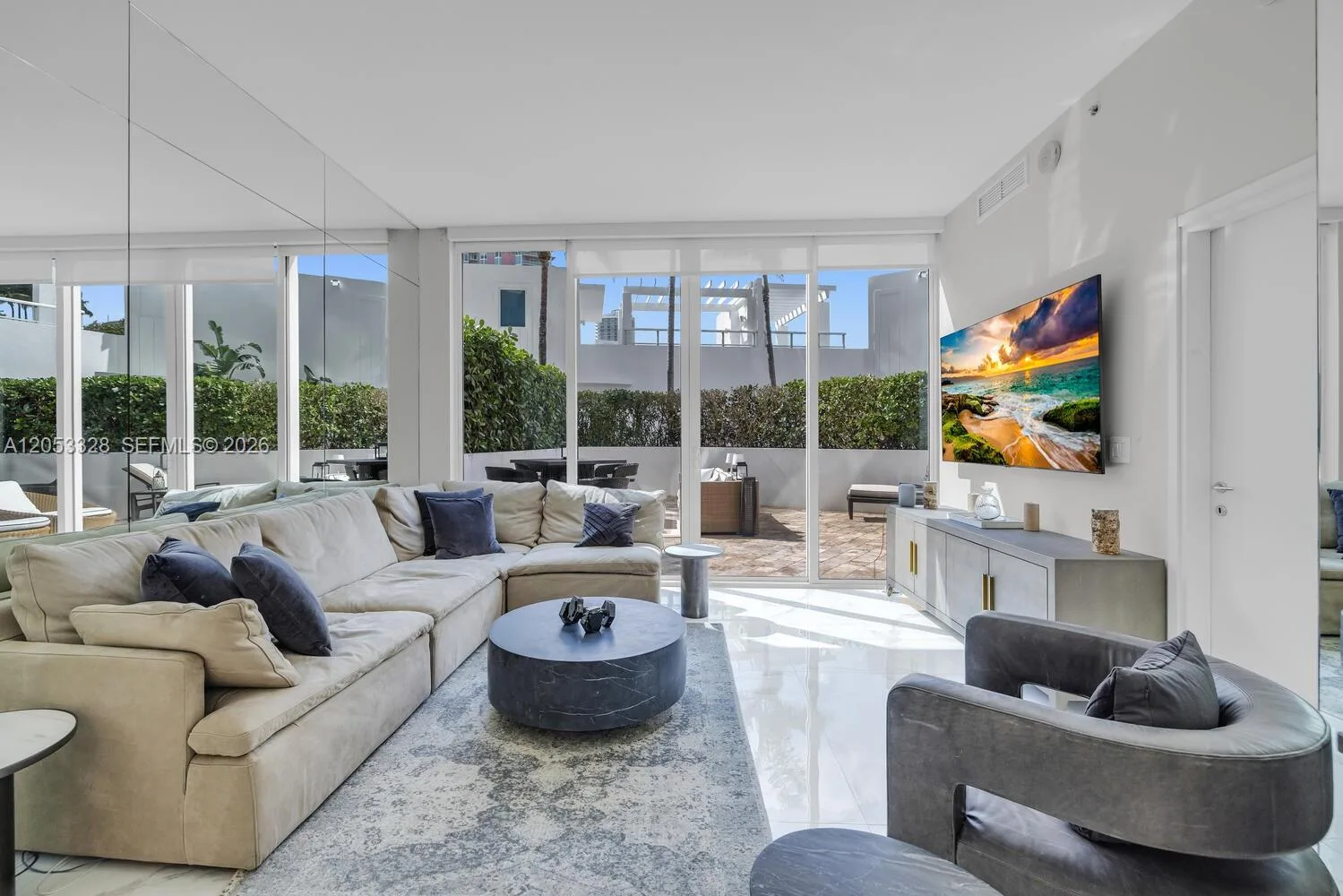 50 S Pointe Dr # 510, Miami Beach, FL 33139
