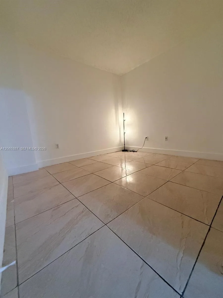 5091 NW 7th St # 1009, Miami, FL 33126 photo 11