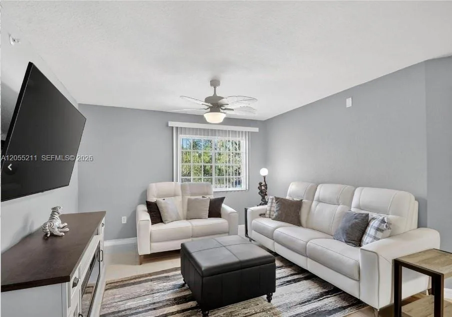 6769 Heritage Grande # 201, Boynton Beach, FL 33437 photo 2