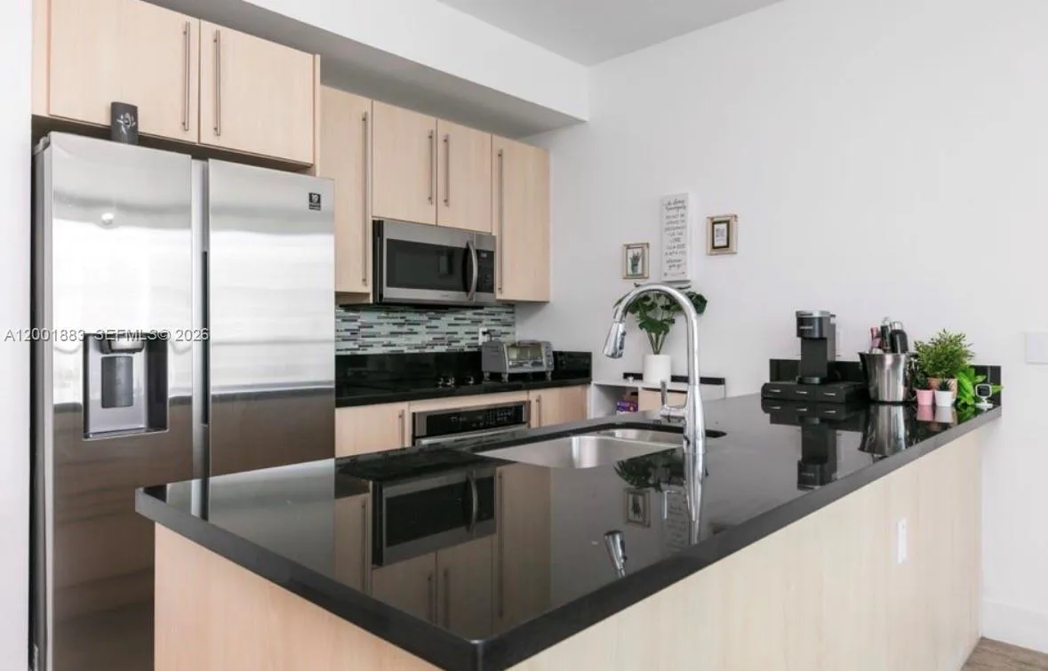 1111 SW 1st Ave # 3222-N, Miami, FL 33130 photo 2